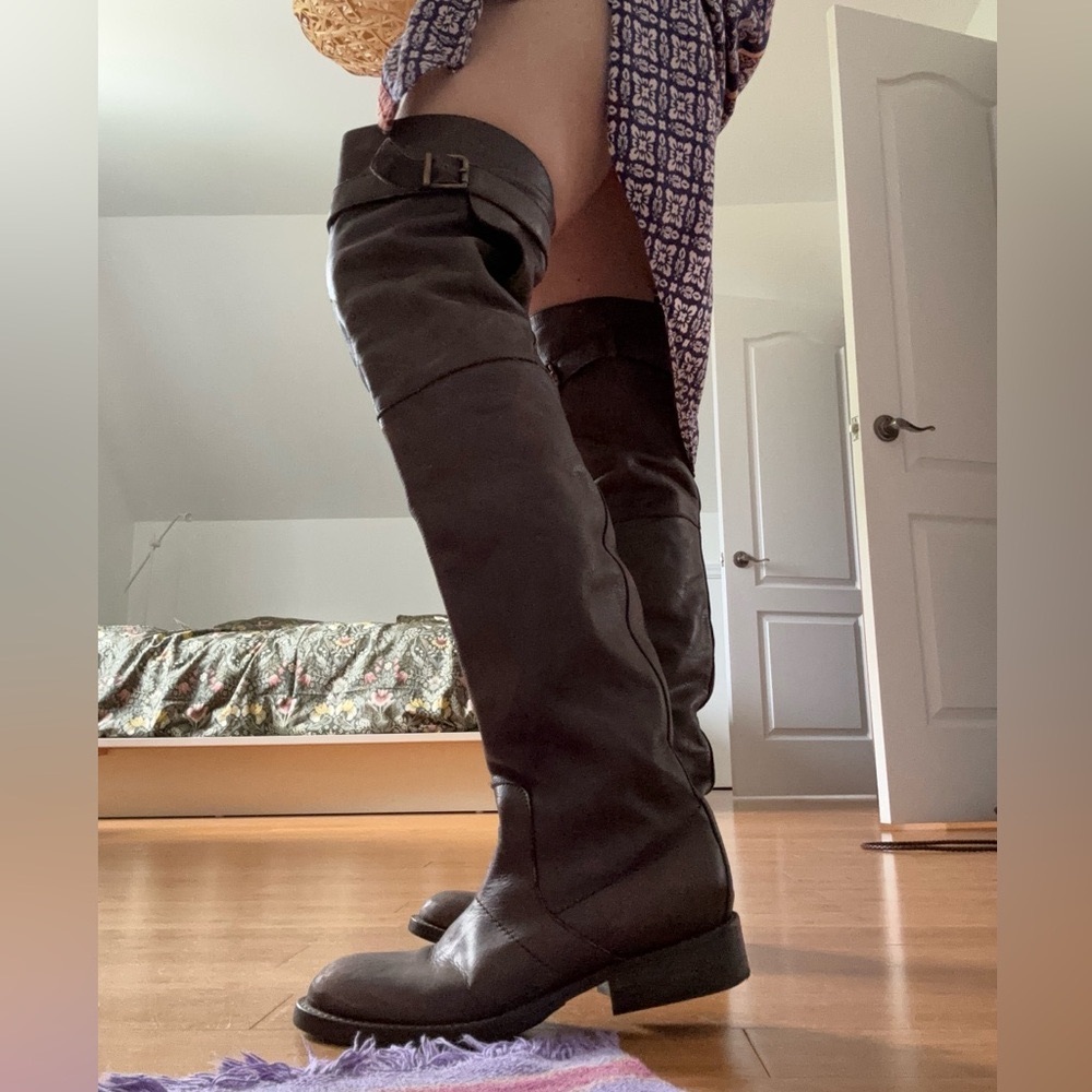 Stylish Black Over the Knee Boots